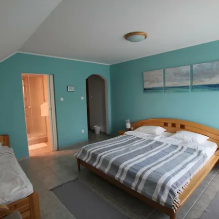 Guest house Mozer Wellness Vendeghaz *
